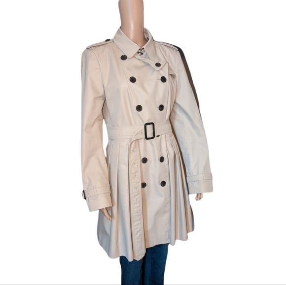 Burberry Pleated Trench Classic Belted - Picture 1 of 8
